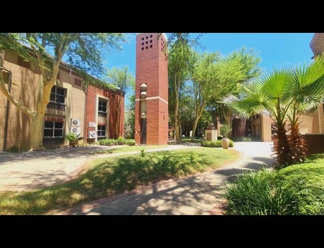 BUSINESS PROPERTY TO RENT IN MENLYN